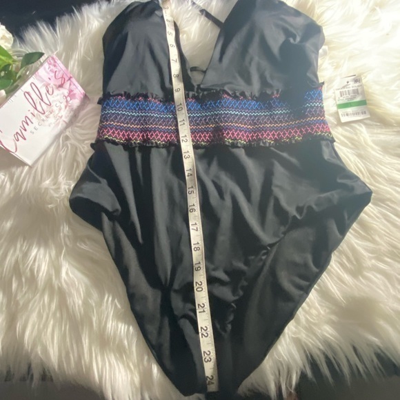 Bar lll swimsuit - Picture 9 of 15